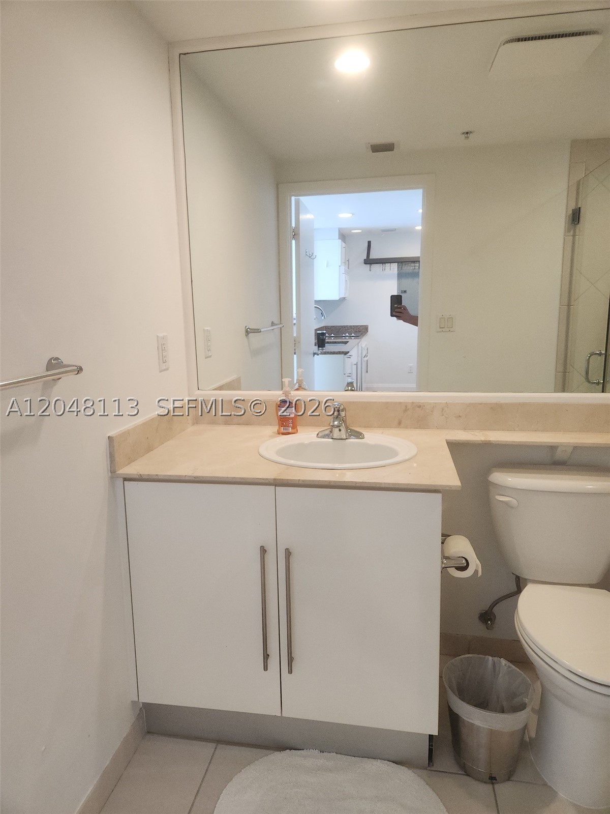 325 S Biscayne Blvd #1420, Miami FL 33131