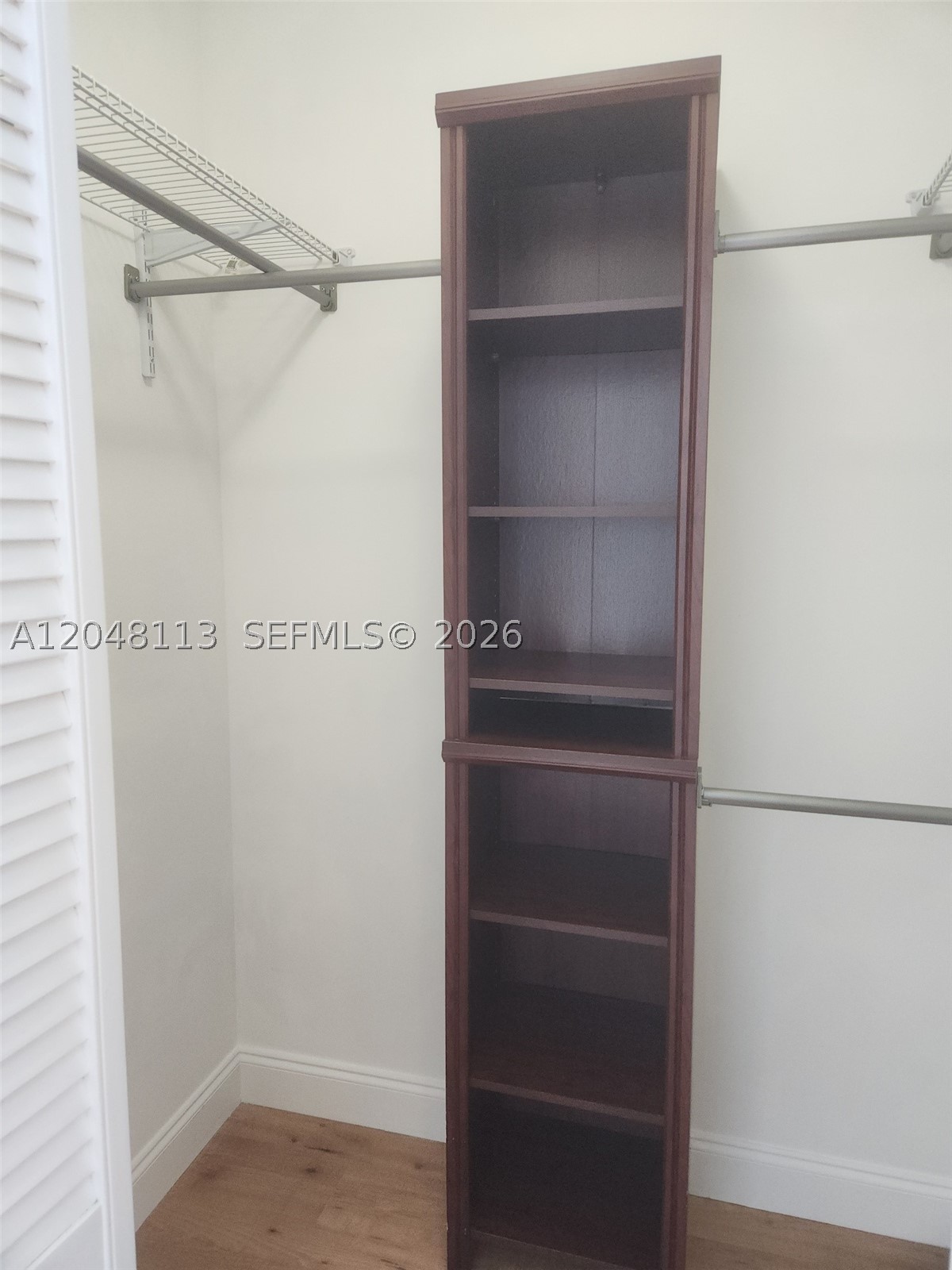 325 S Biscayne Blvd #1420, Miami FL 33131