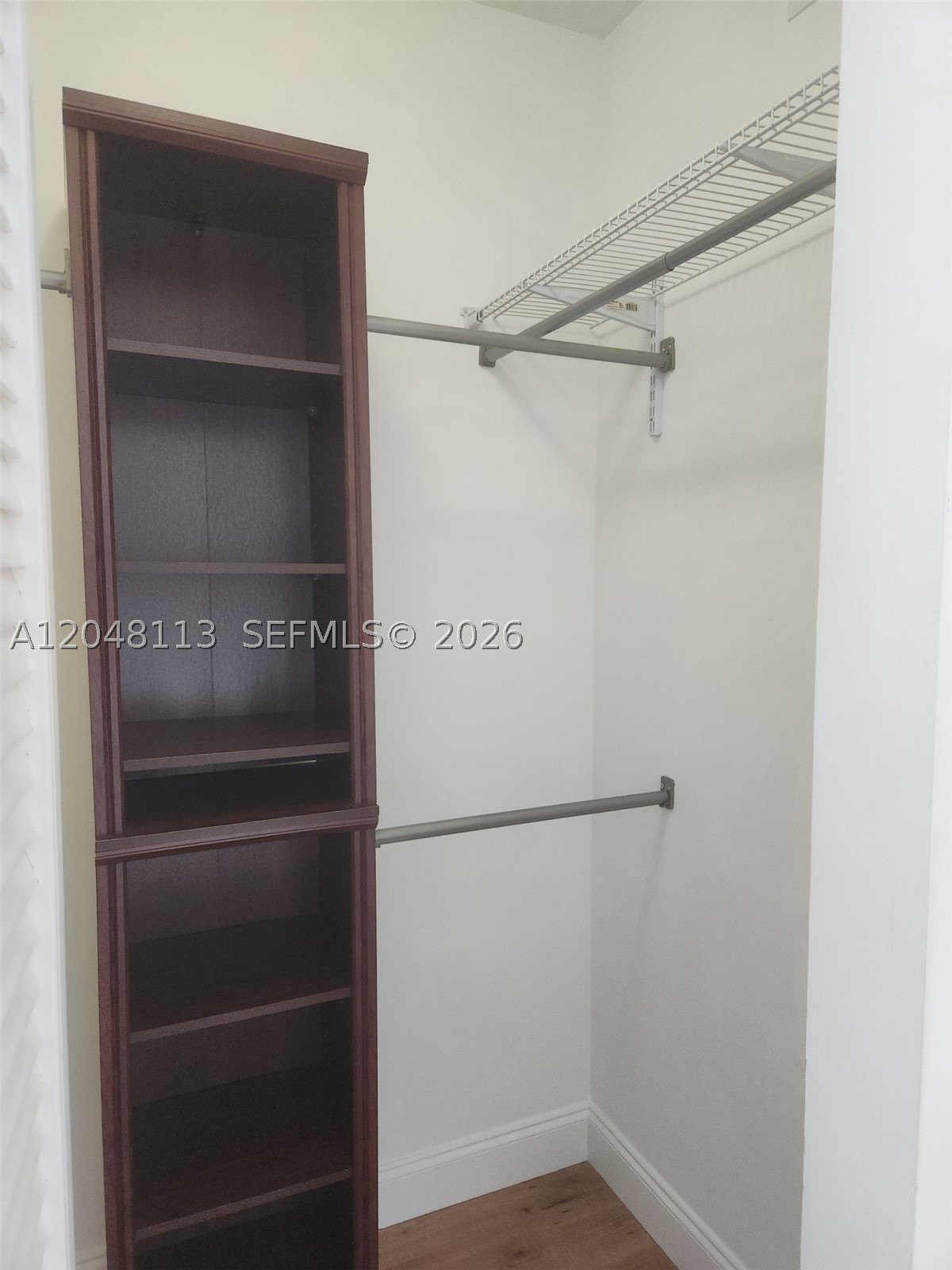 325 S Biscayne Blvd #1420, Miami FL 33131