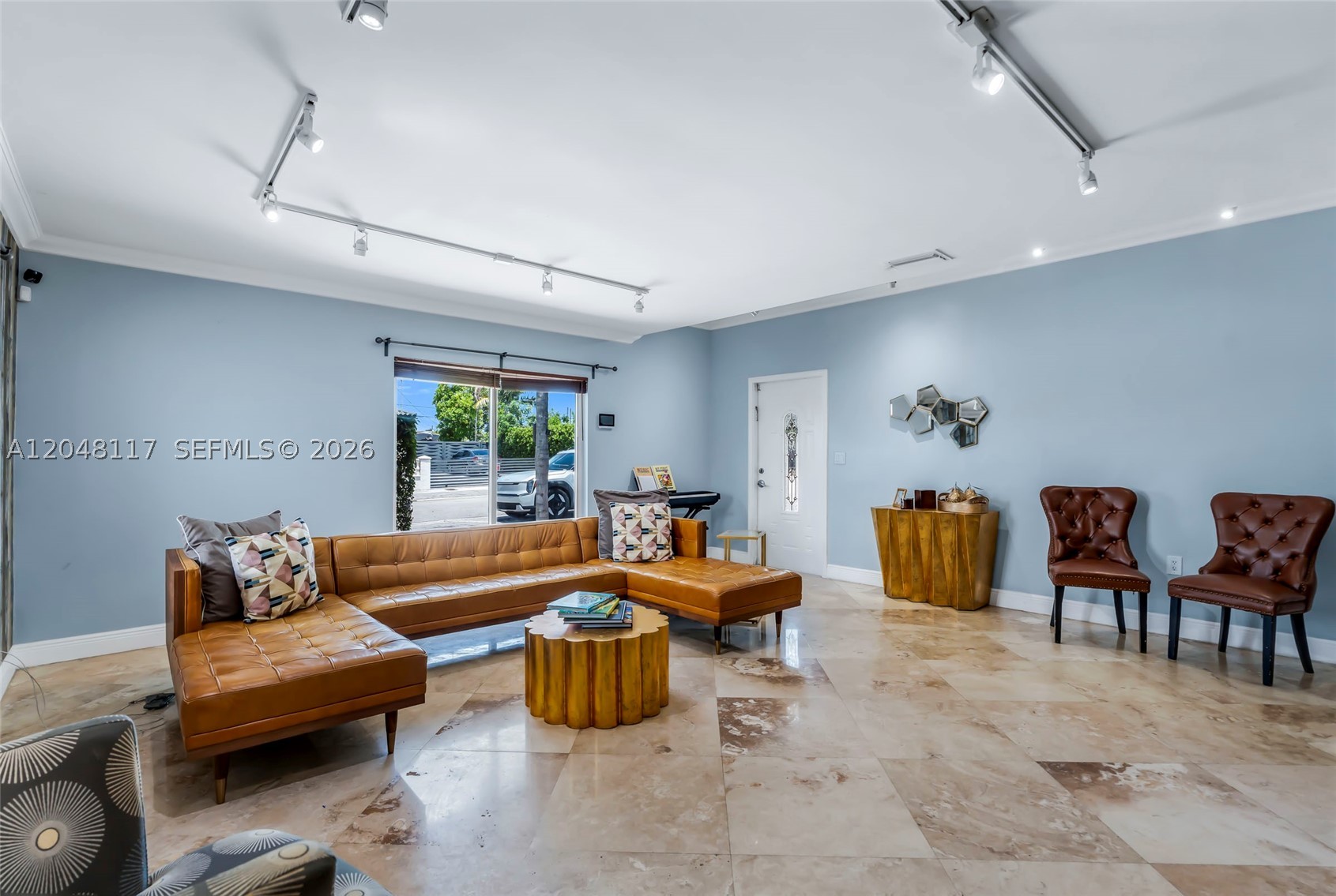114 SW SW 57th Ct, Miami FL 33144