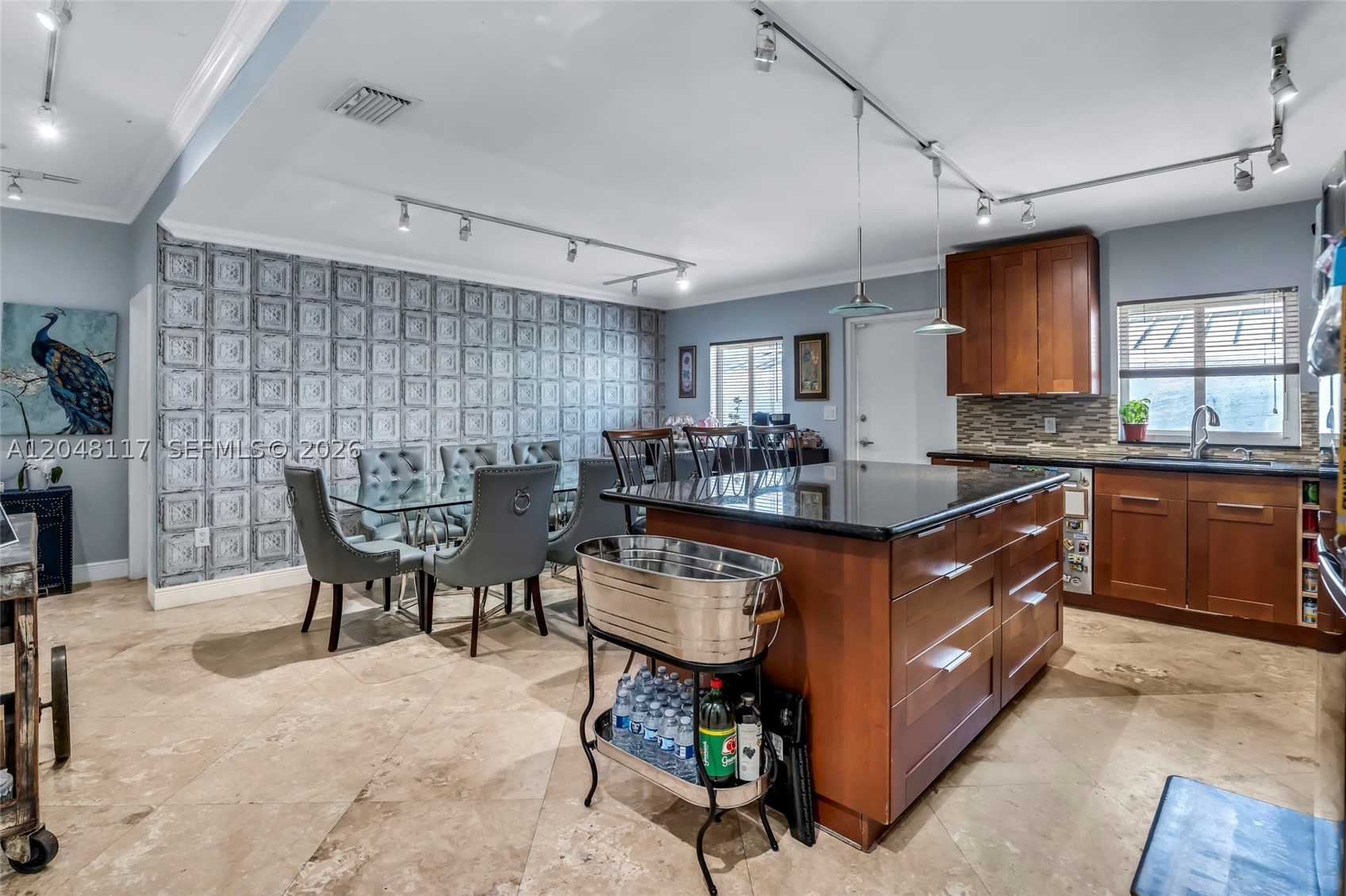 114 SW SW 57th Ct, Miami FL 33144