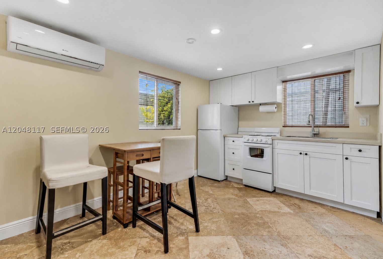 114 SW SW 57th Ct, Miami FL 33144