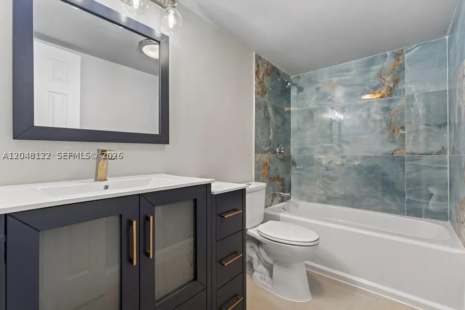 1400 NE 54th St #102, Fort Lauderdale FL 33334