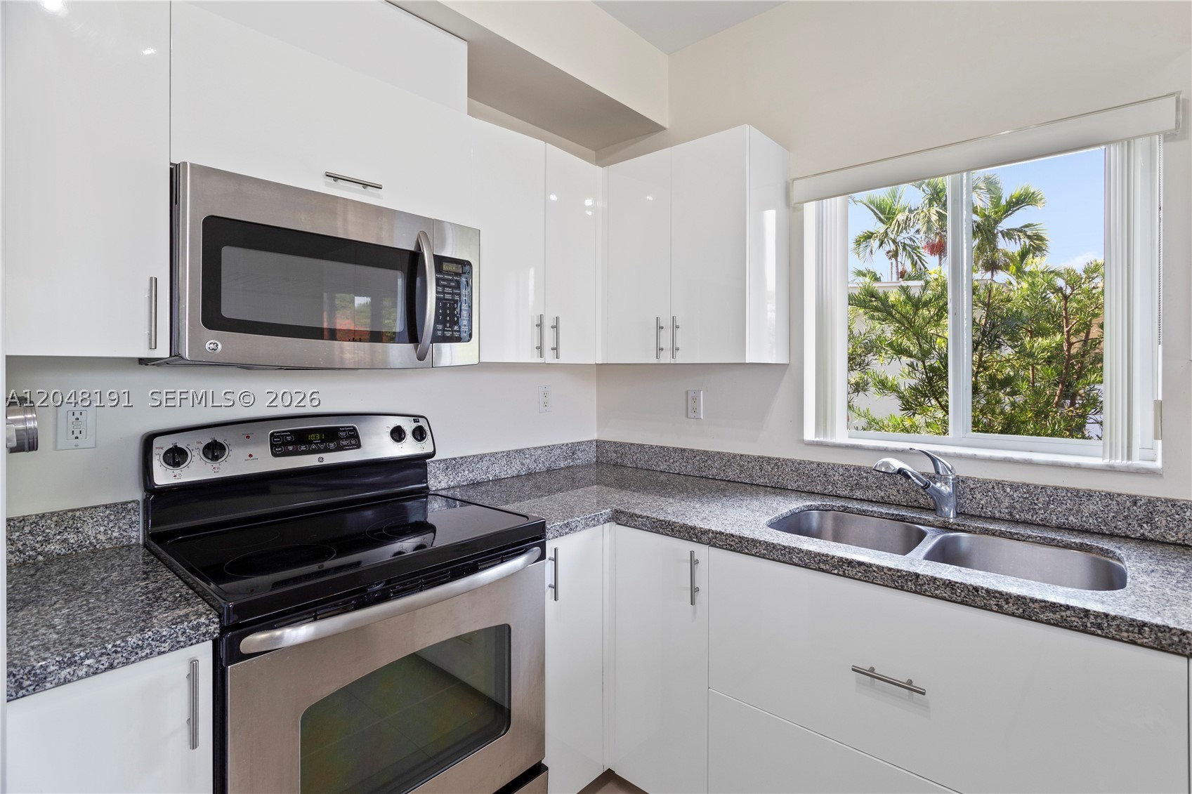 2782 SW 33rd Ave #2782, Miami FL 33133