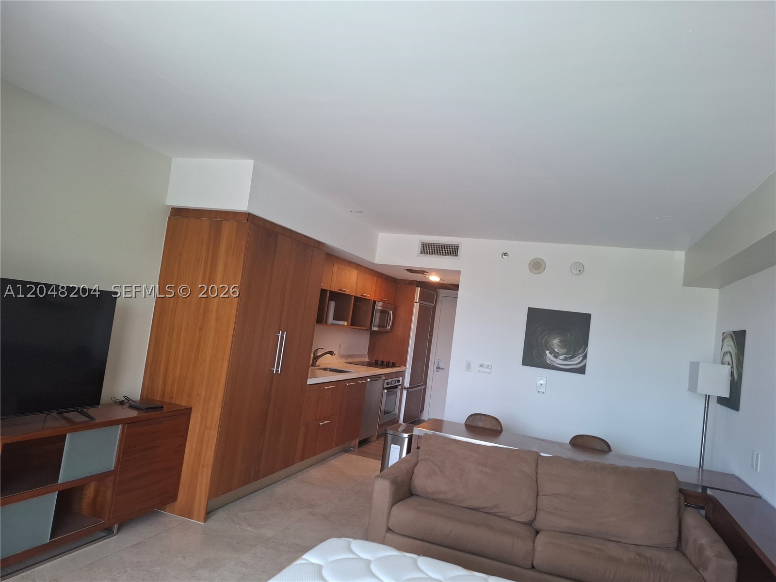 50 Biscayne Blvd #409, Miami FL 33132