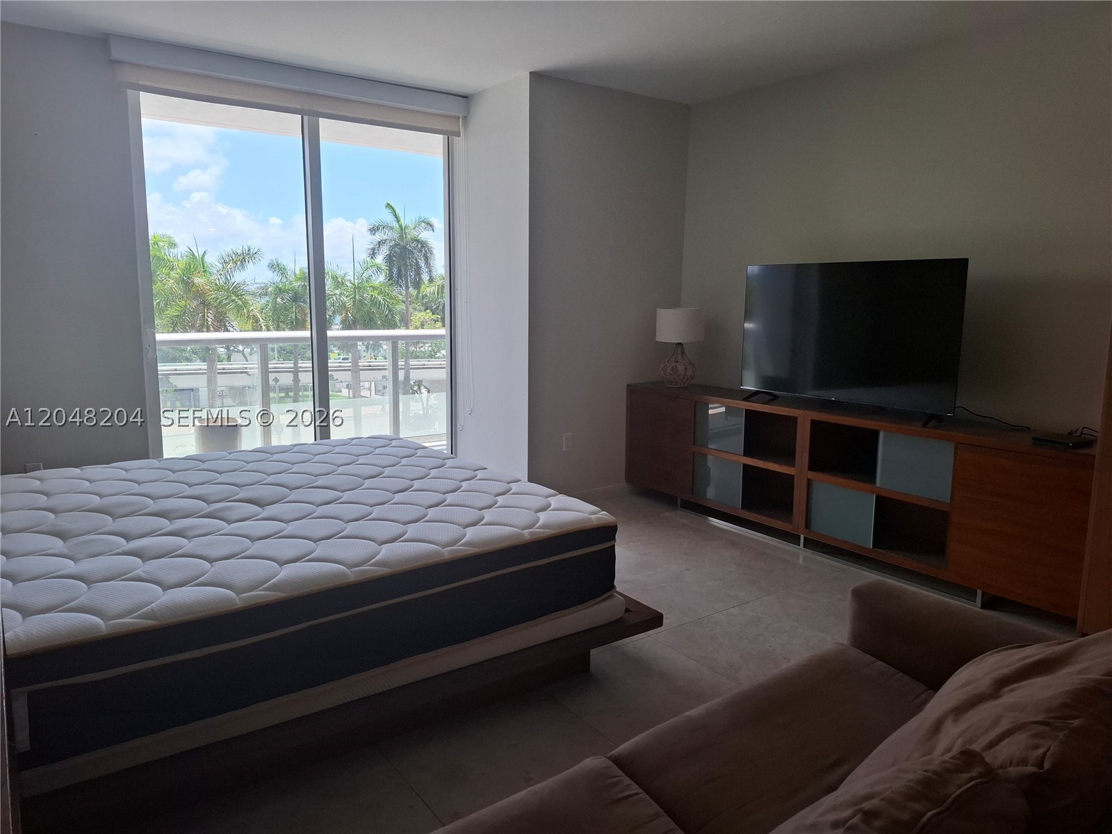 50 Biscayne Blvd #409, Miami FL 33132