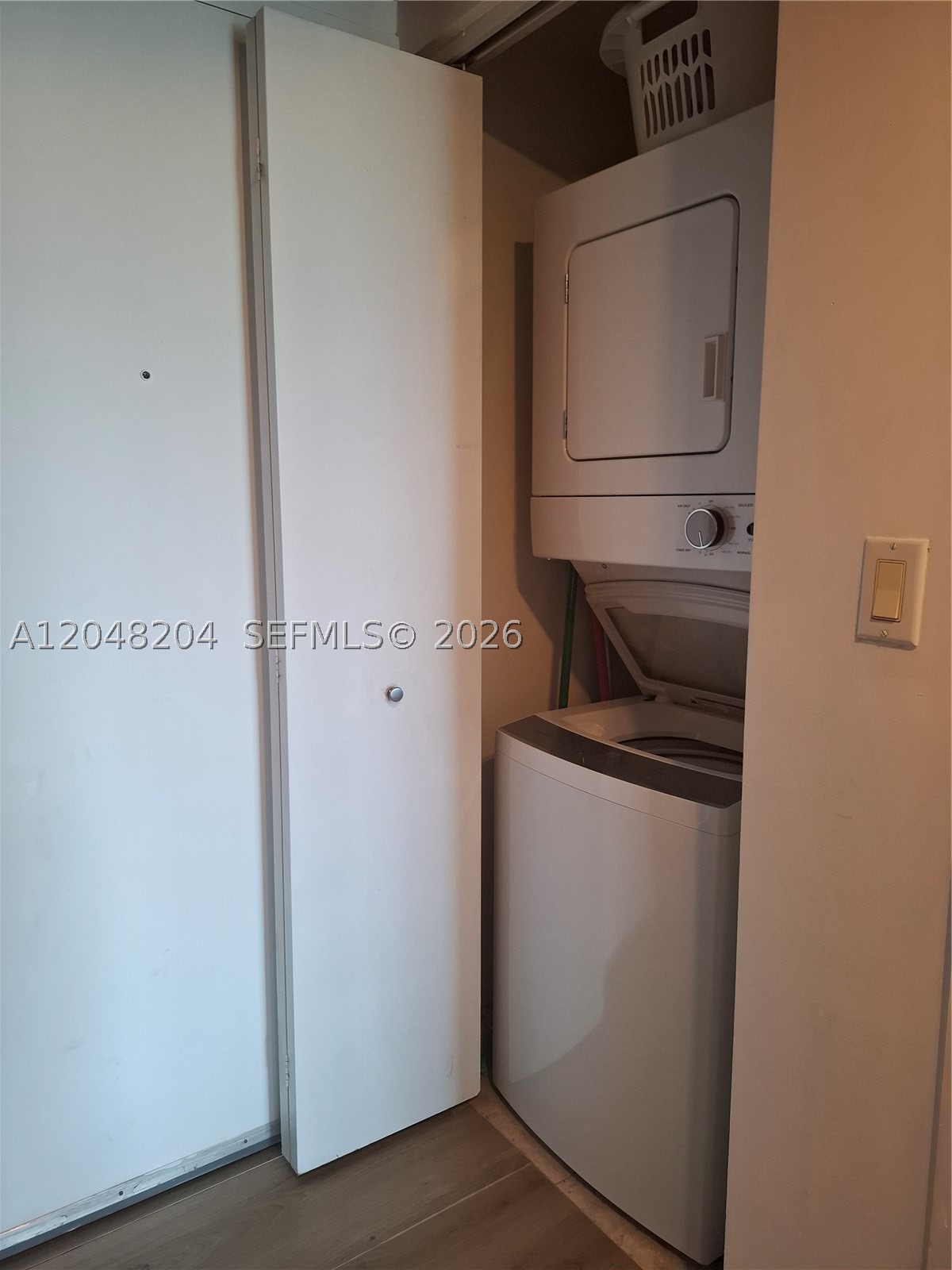 50 Biscayne Blvd #409, Miami FL 33132