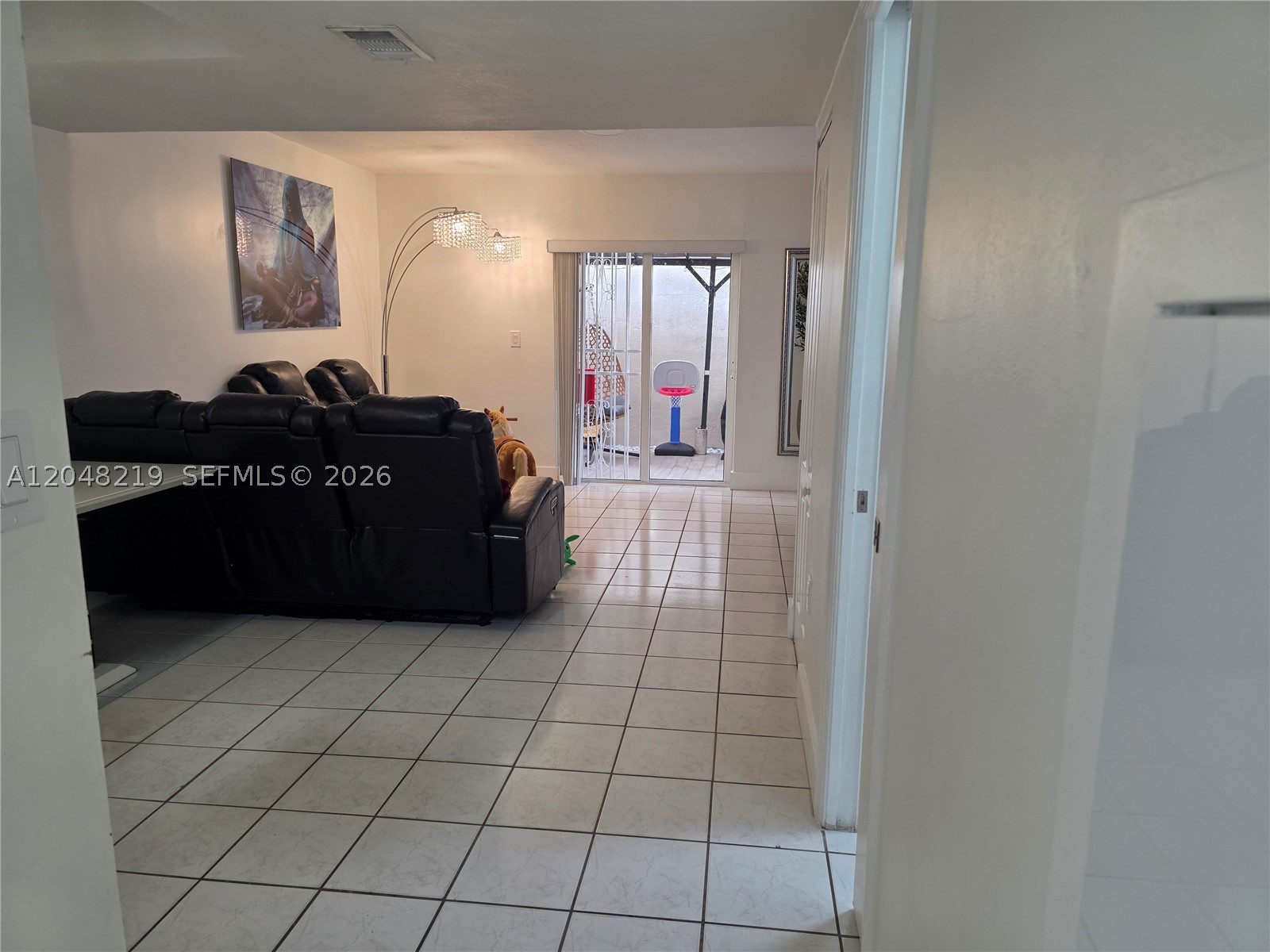 523 W 68th St #5, Hialeah FL 33014