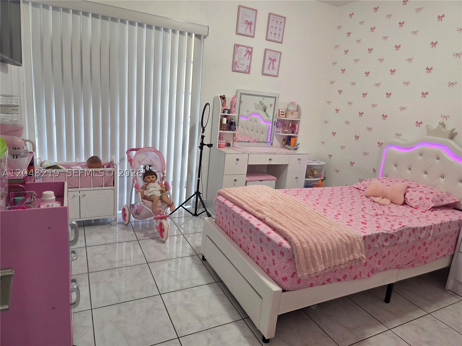523 W 68th St #5, Hialeah FL 33014