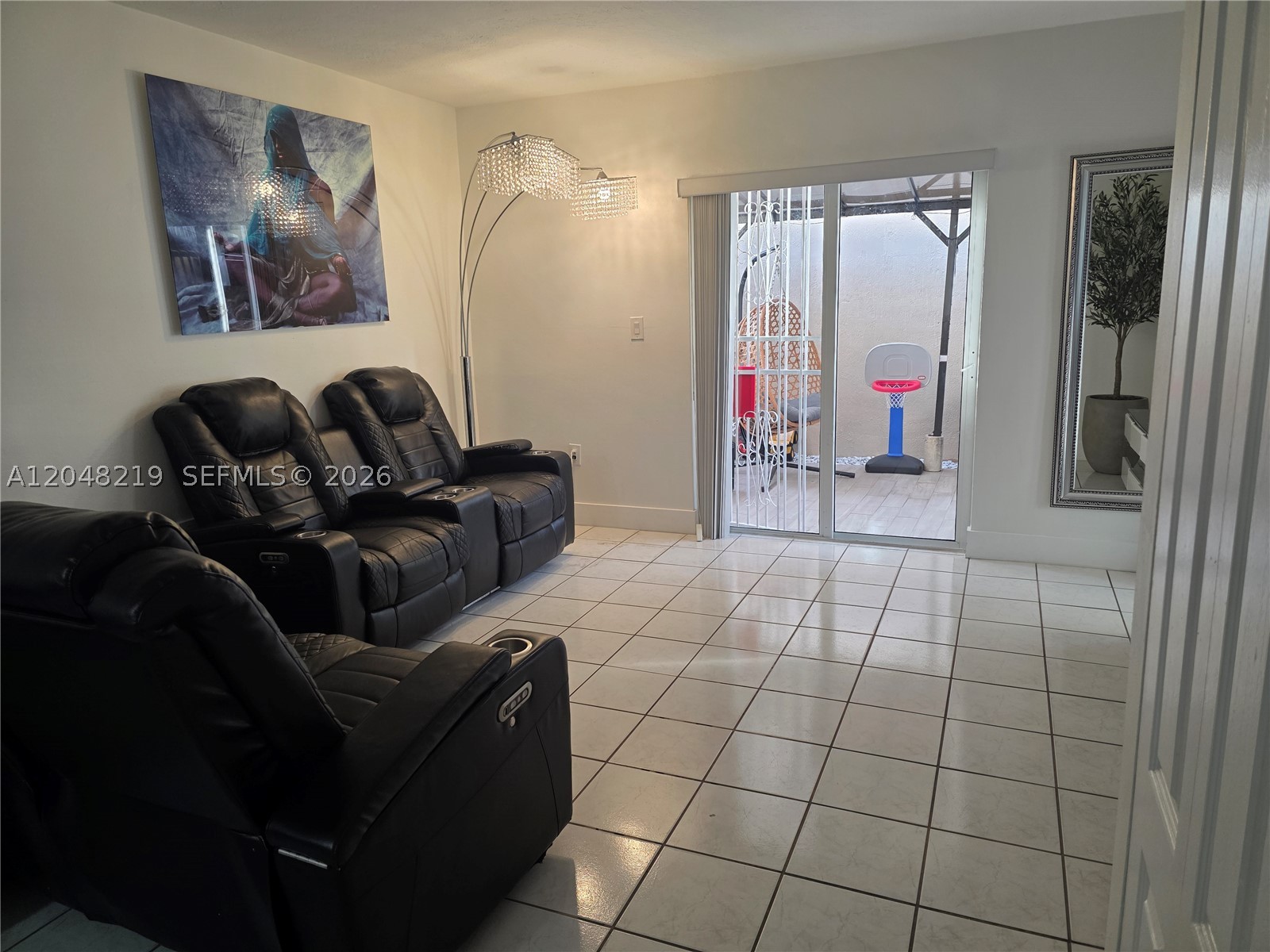 523 W 68th St #5, Hialeah FL 33014