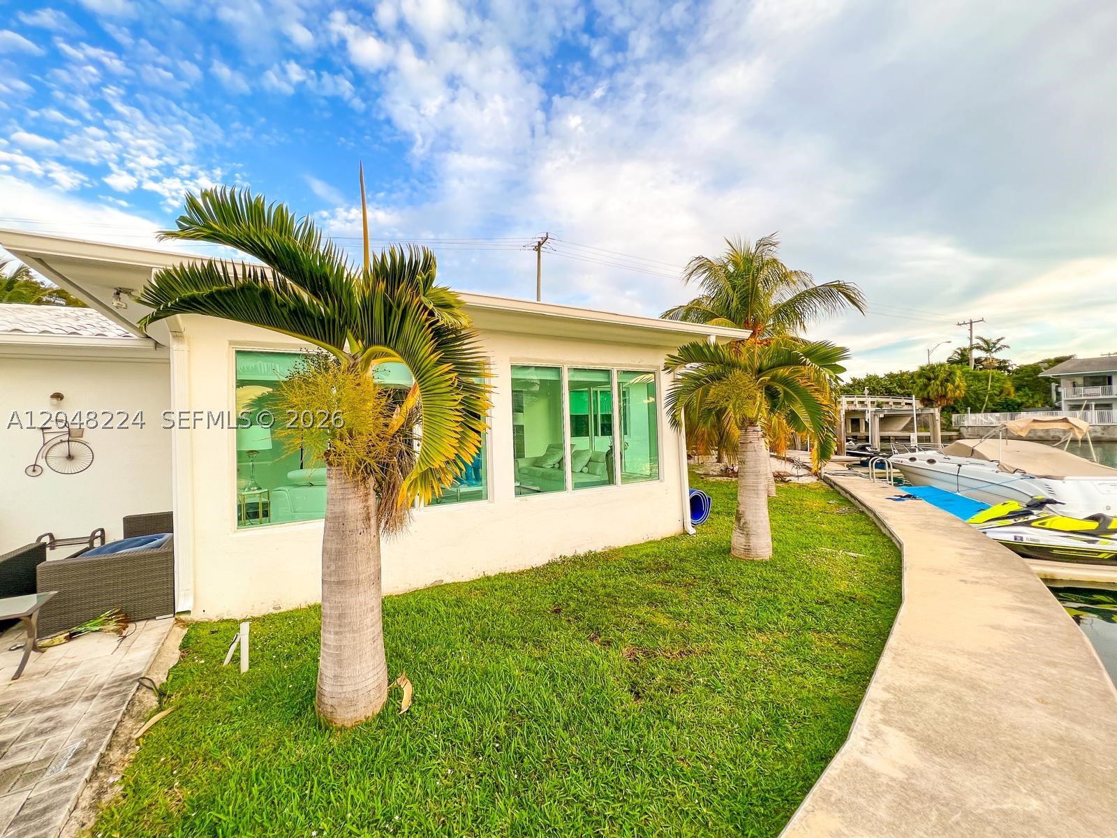 North Miami FL 33181 - A12048224