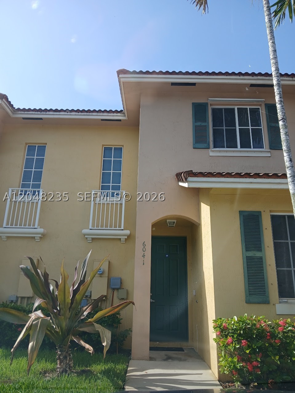 6041 SW 19 Pl, North Lauderdale FL 33068