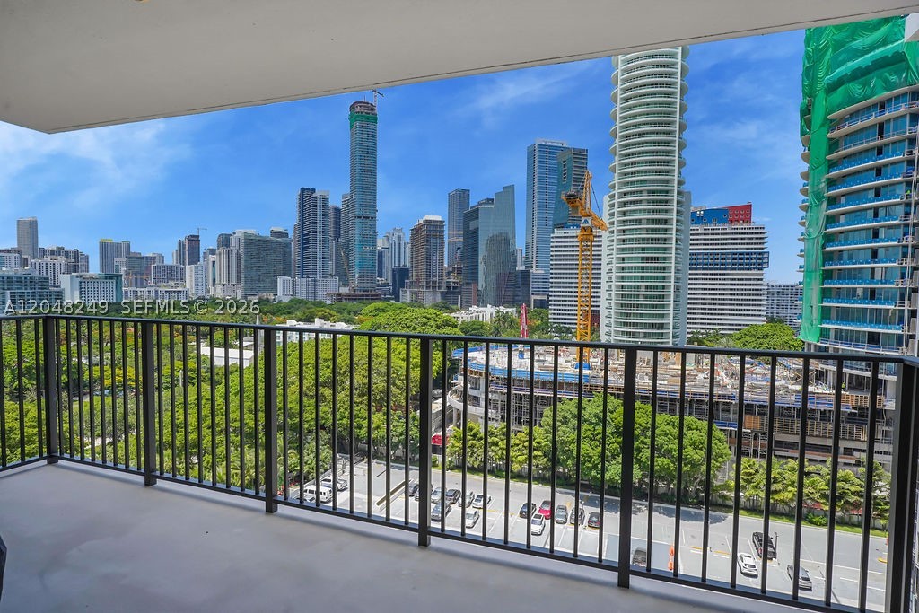 1901 Brickell Ave #B1512, Miami FL 33129