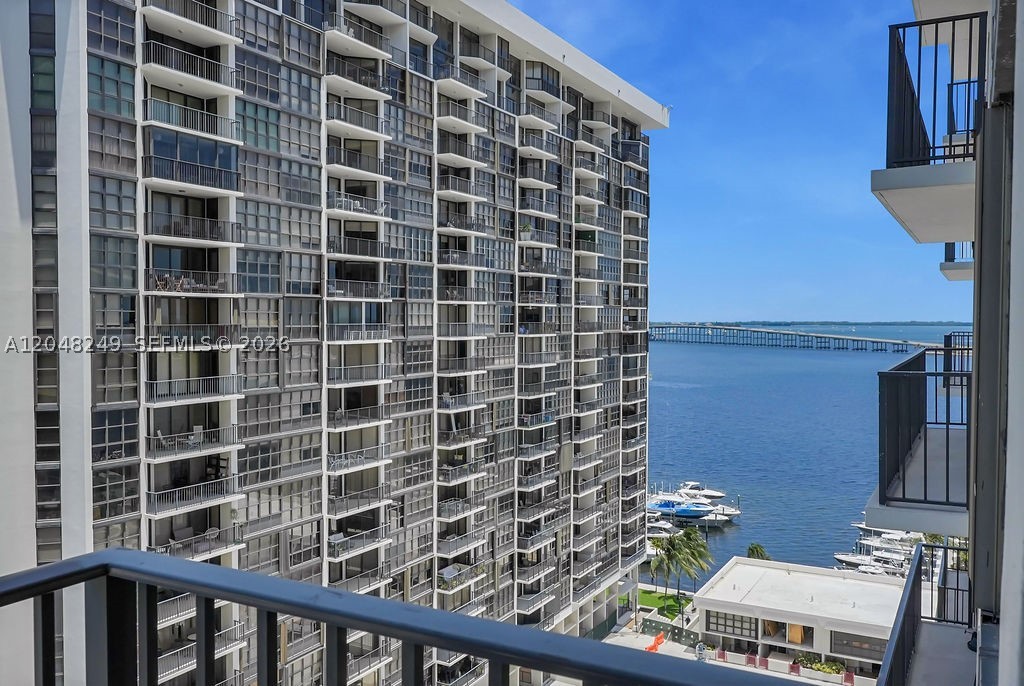 1901 Brickell Ave #B1512, Miami FL 33129