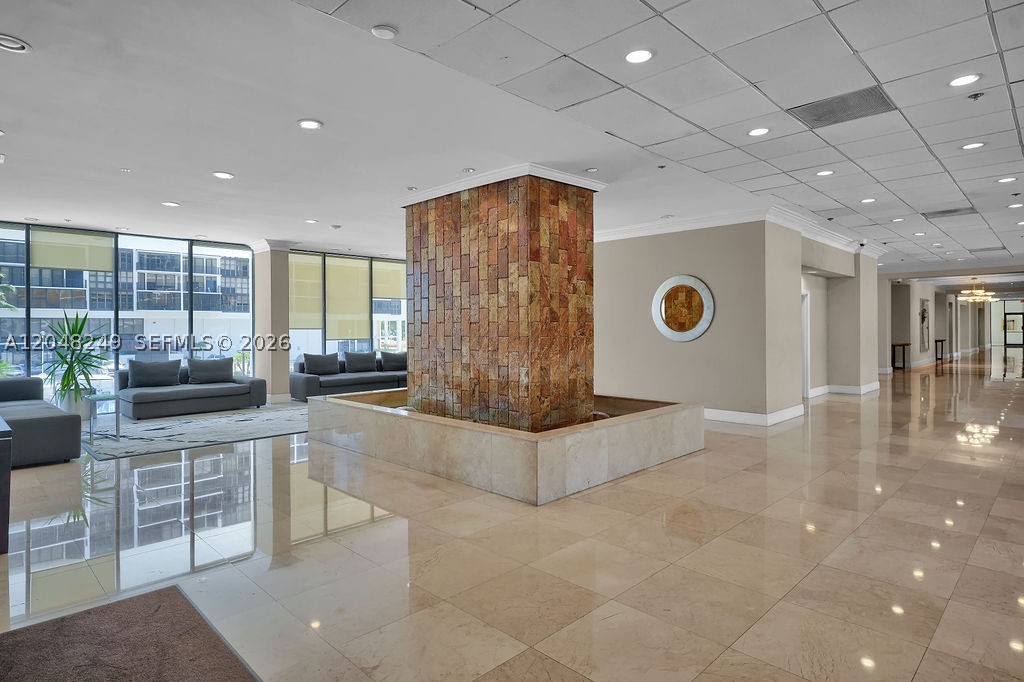 1901 Brickell Ave #B1512, Miami FL 33129