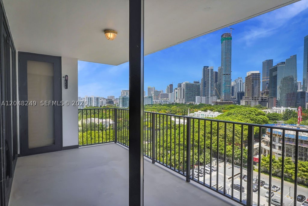 1901 Brickell Ave #B1512, Miami FL 33129