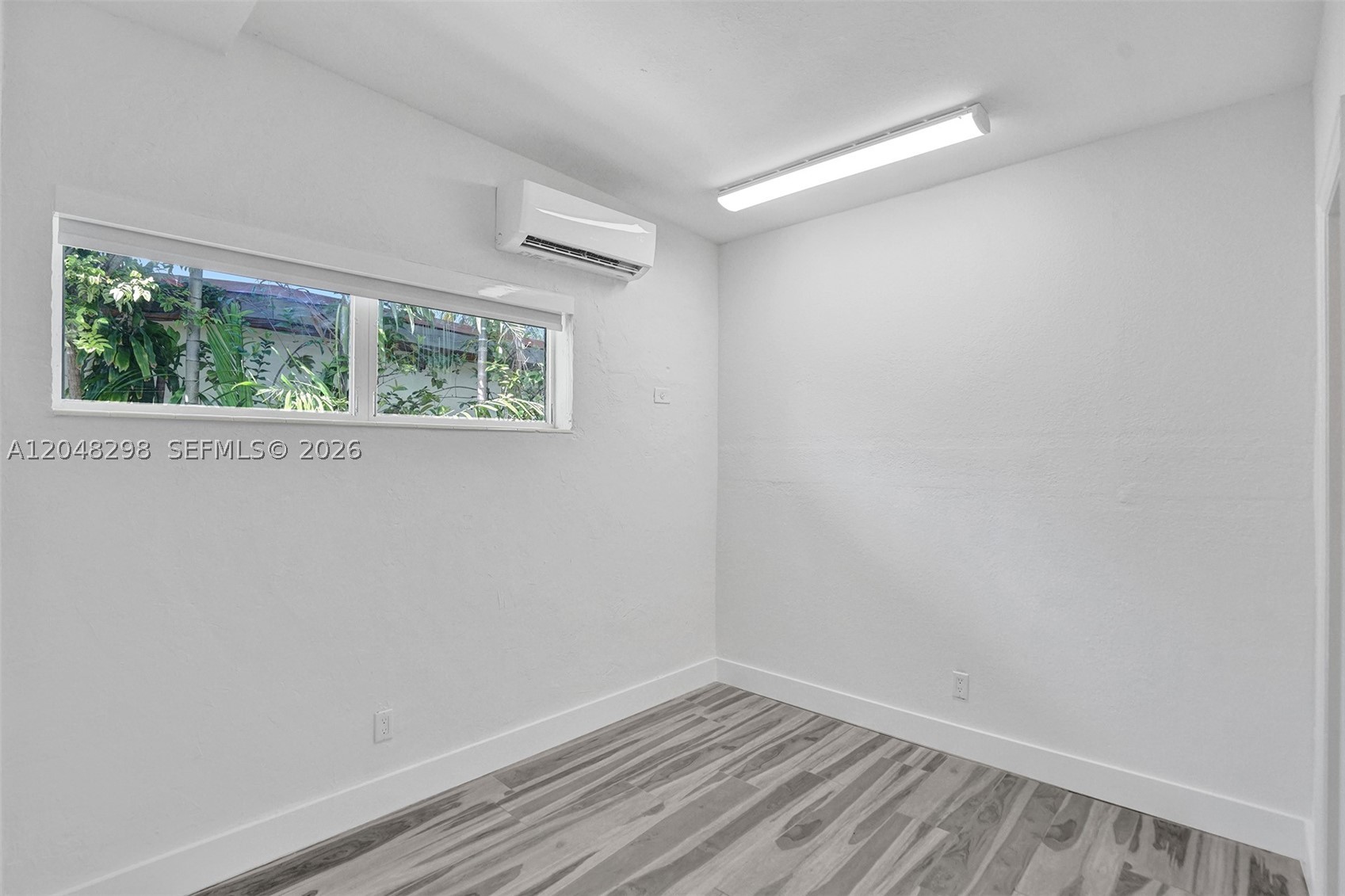 19260 NE 22nd Ave, North Miami Beach FL 33180