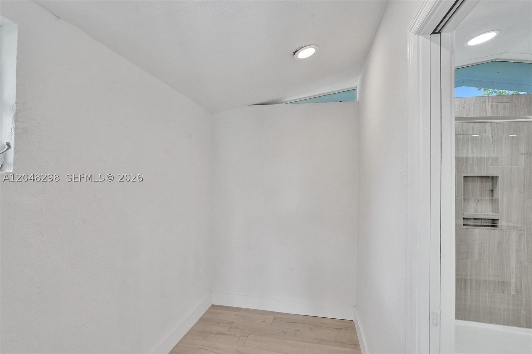 19260 NE 22nd Ave, North Miami Beach FL 33180