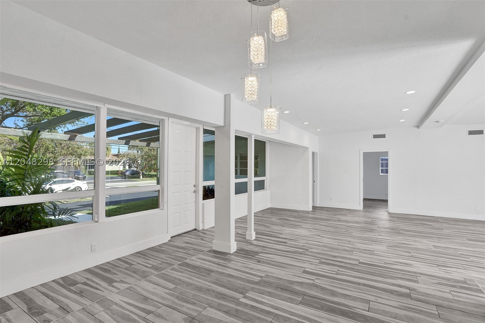 19260 NE 22nd Ave, North Miami Beach FL 33180