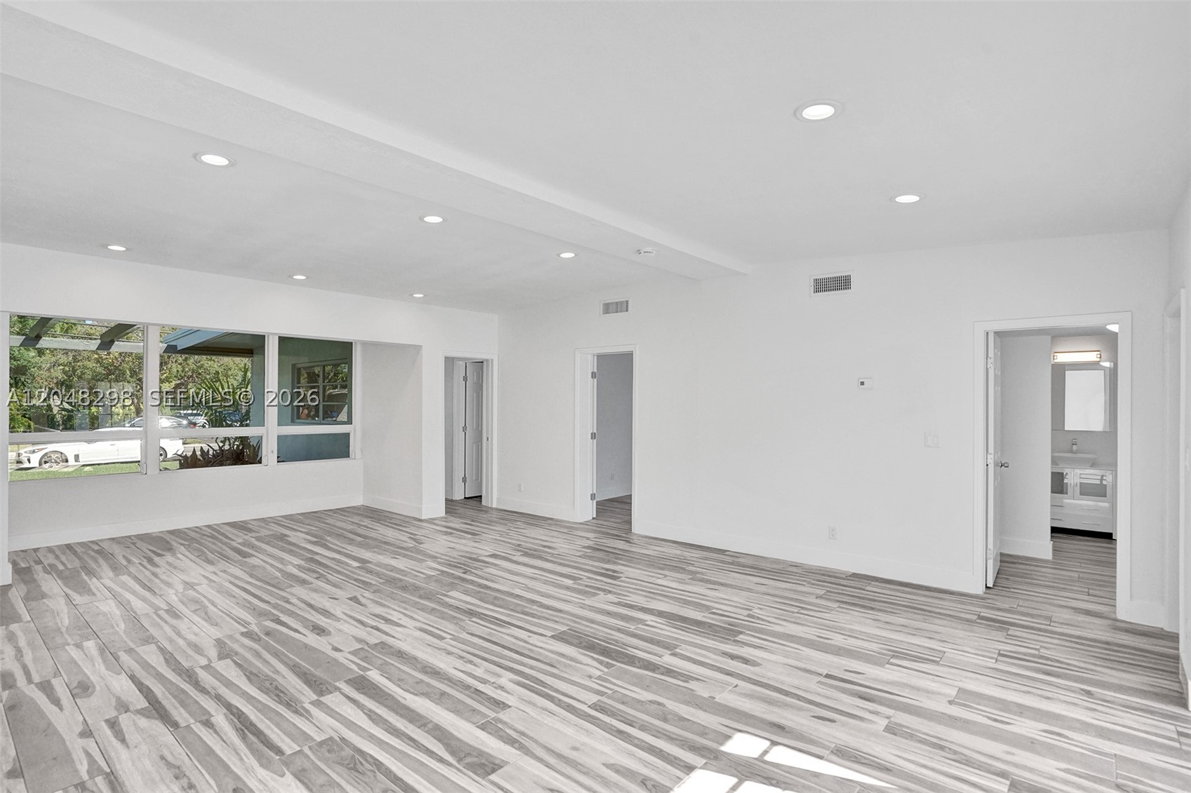 19260 NE 22nd Ave, North Miami Beach FL 33180