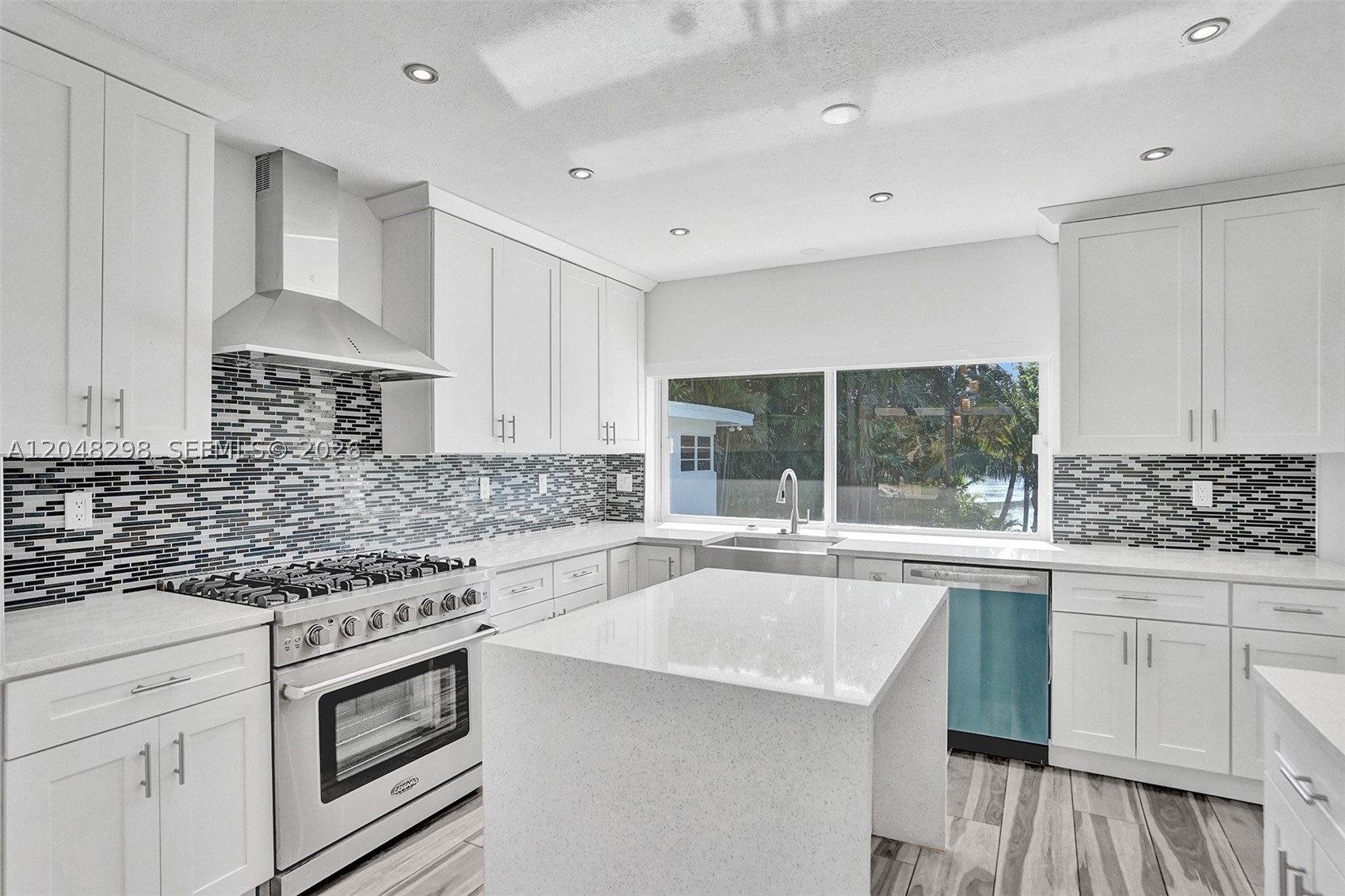 19260 NE 22nd Ave, North Miami Beach FL 33180