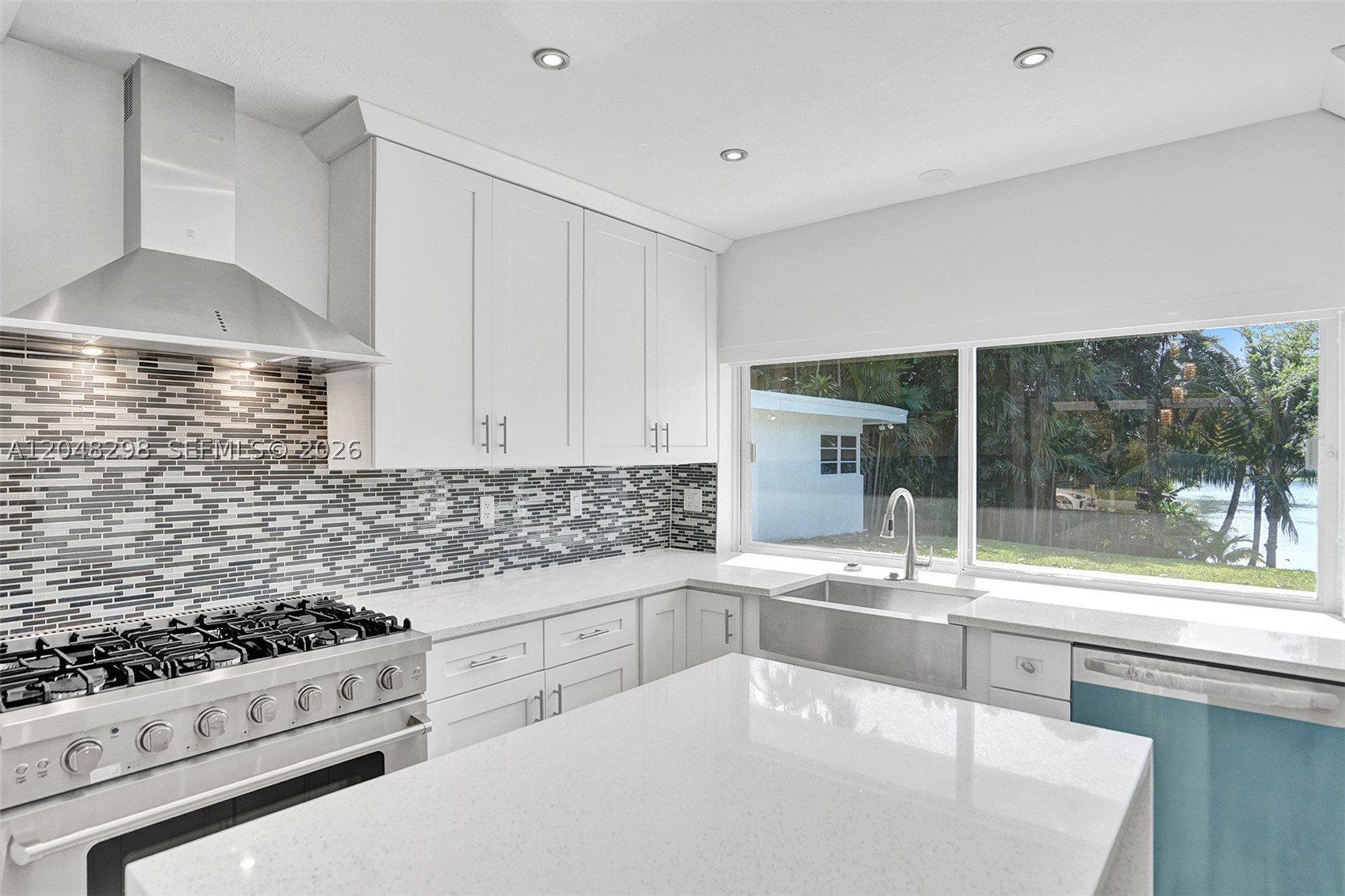 19260 NE 22nd Ave, North Miami Beach FL 33180