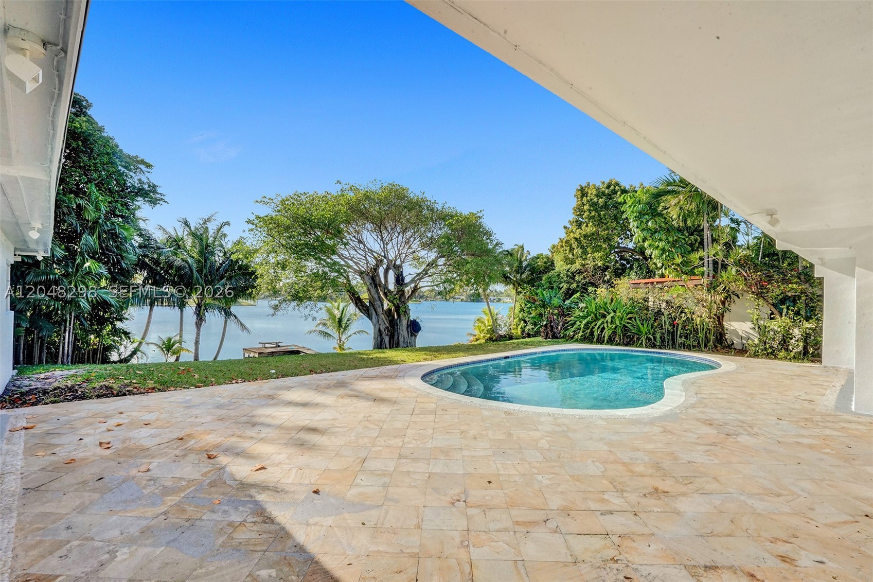 19260 NE 22nd Ave, North Miami Beach FL 33180