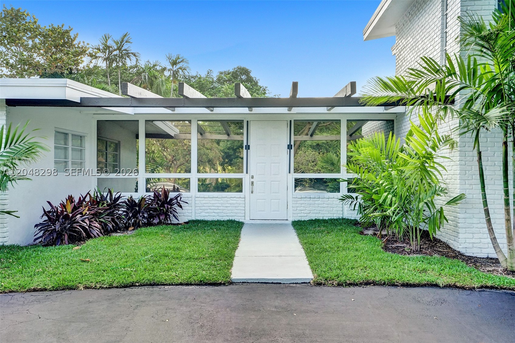 19260 NE 22nd Ave, North Miami Beach FL 33180