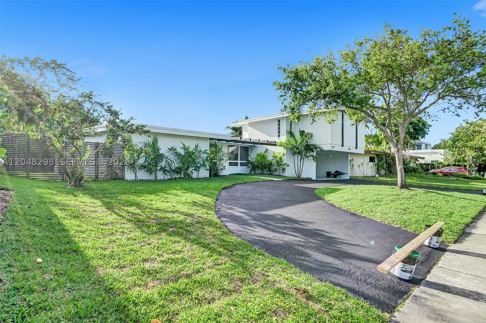 19260 NE 22nd Ave, North Miami Beach FL 33180