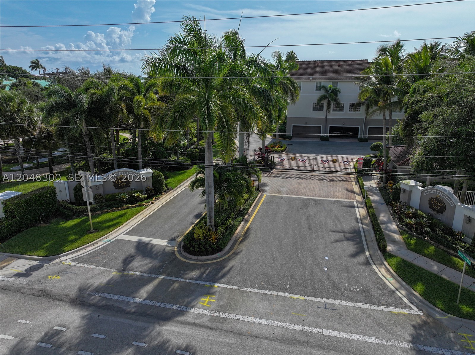 132 Ocean Cay Way, Hypoluxo FL 33462