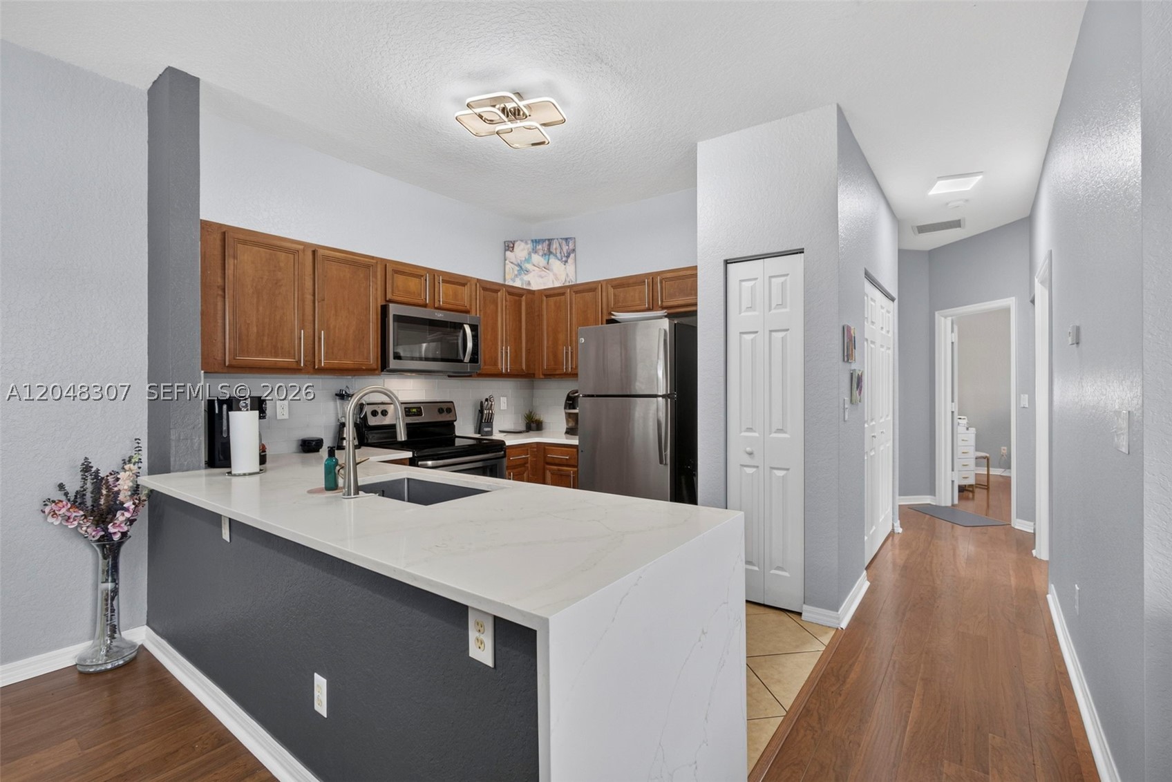 3107 Grandiflora Dr, Green Acres FL 33467