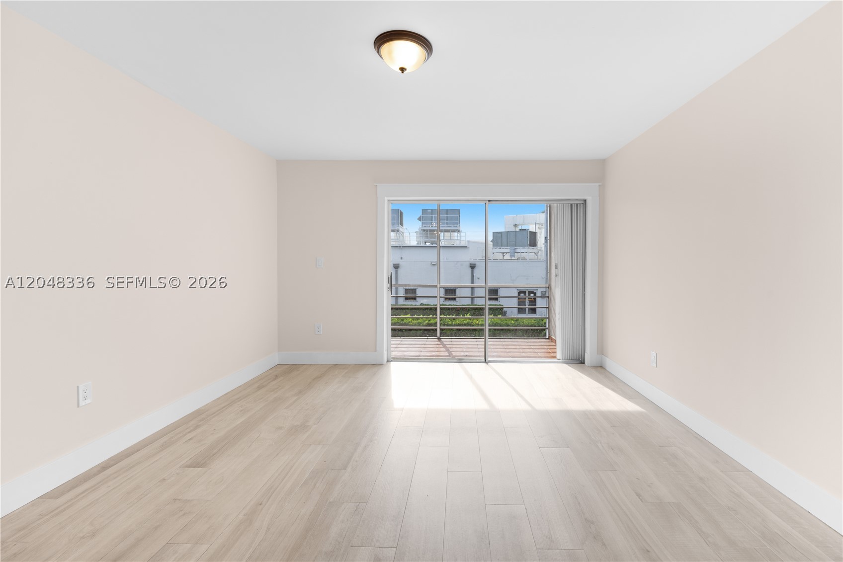8752 SW 12th St #201, Miami FL 33174