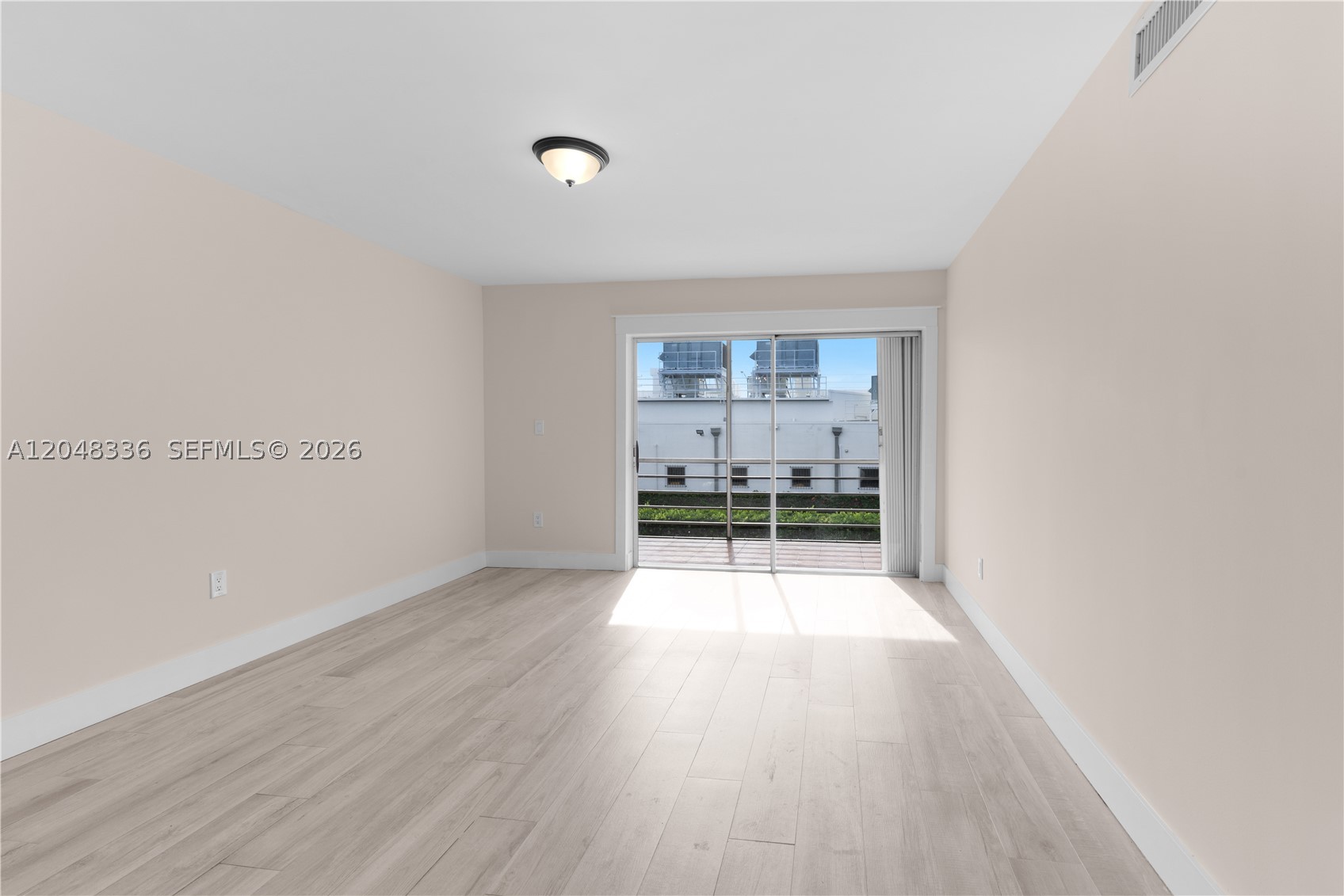 8752 SW 12th St #201, Miami FL 33174