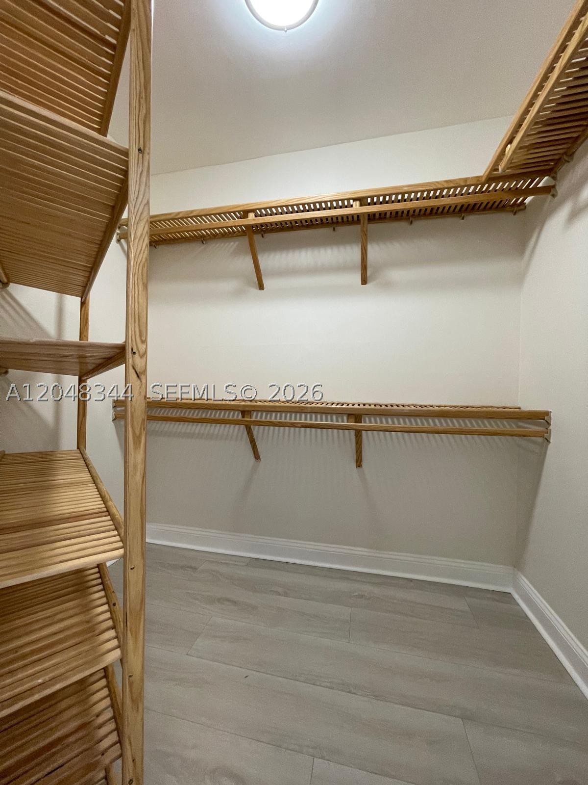 20281 E Country Club Dr #2104, Aventura FL 33180
