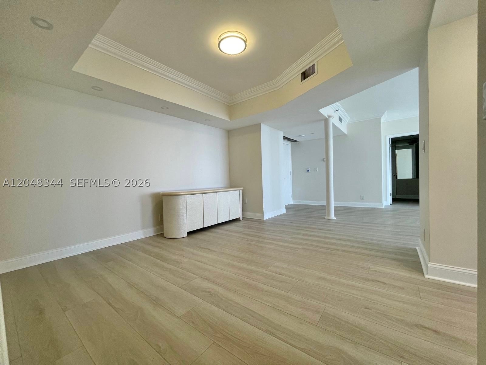 20281 E Country Club Dr #2104, Aventura FL 33180