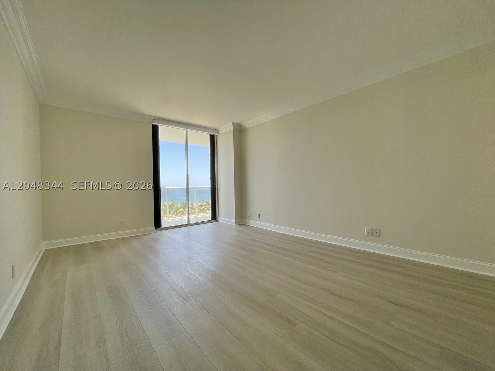 20281 E Country Club Dr #2104, Aventura FL 33180