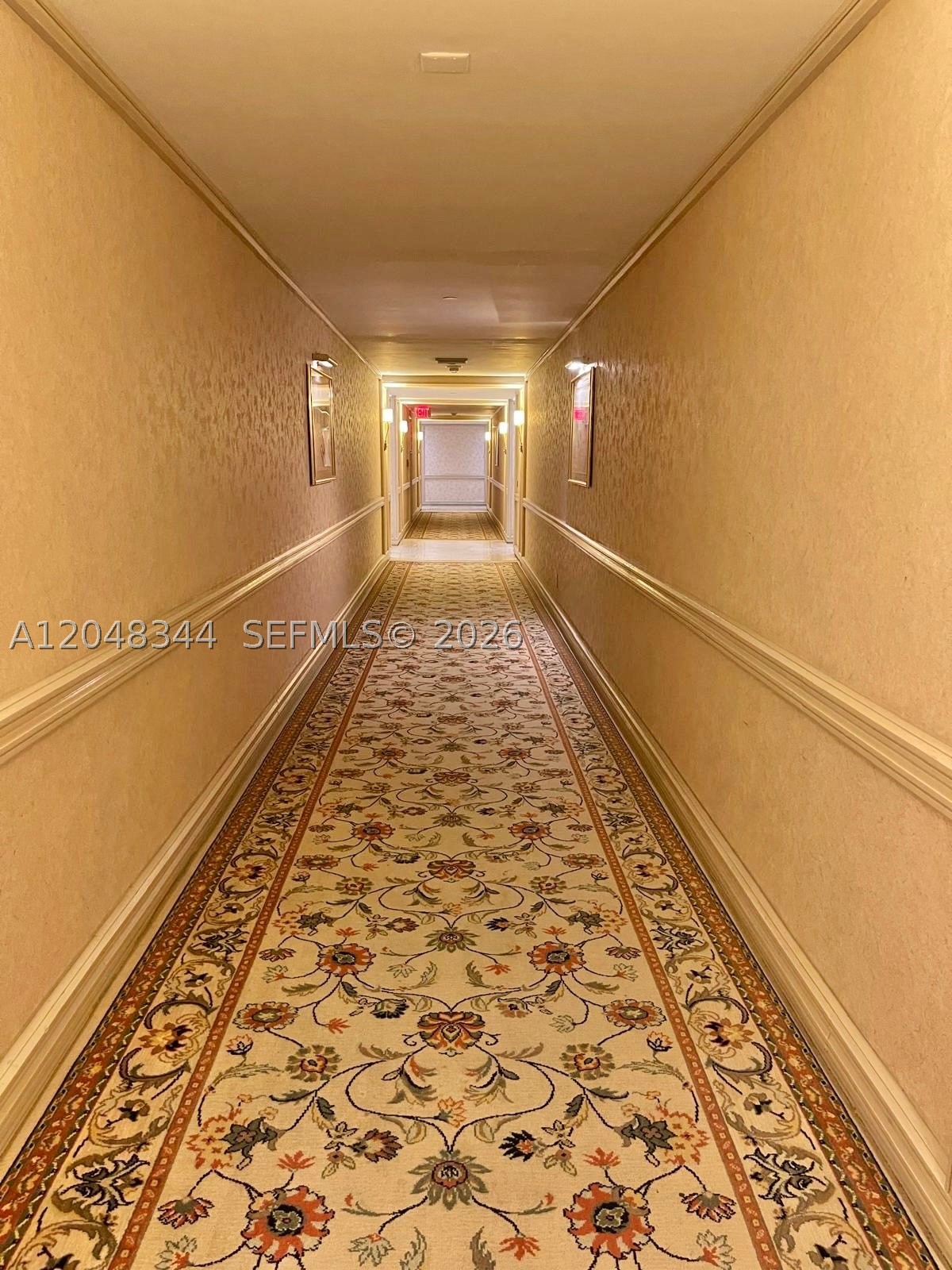 20281 E Country Club Dr #2104, Aventura FL 33180