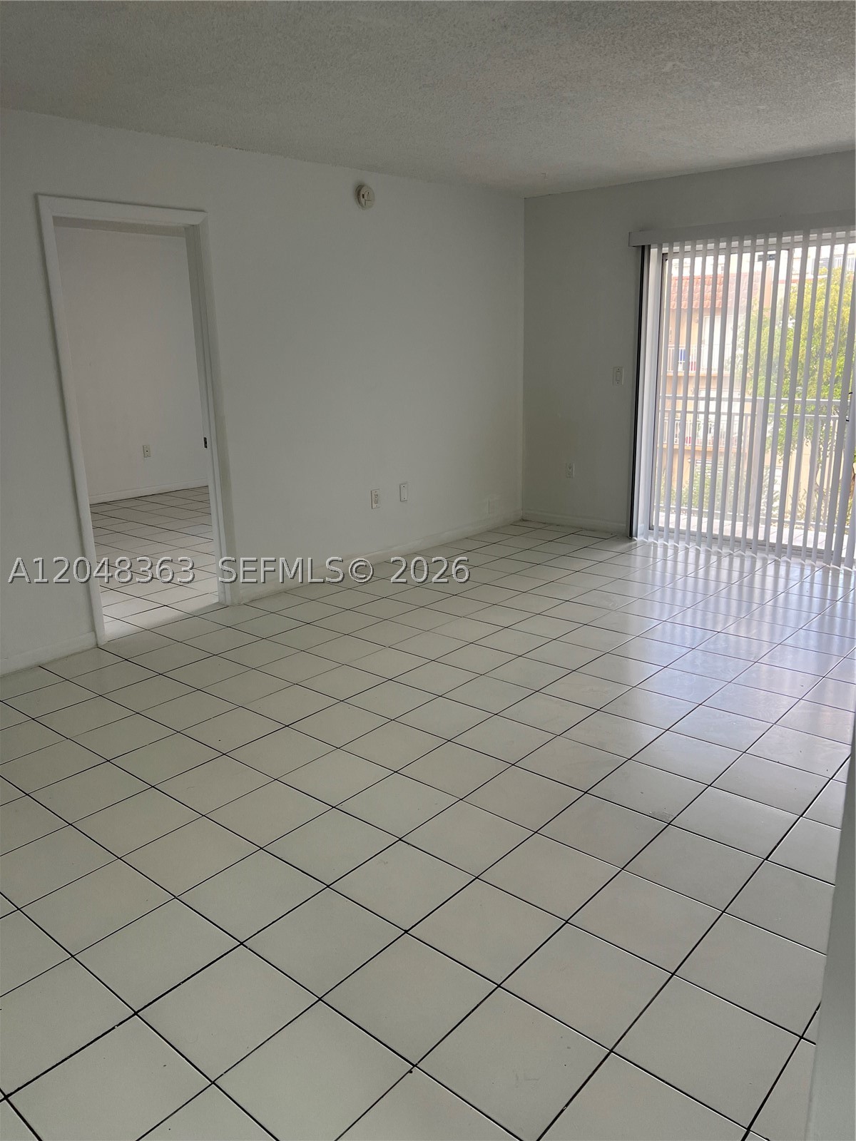 4715 NW 7th St #407-2, Miami FL 33126