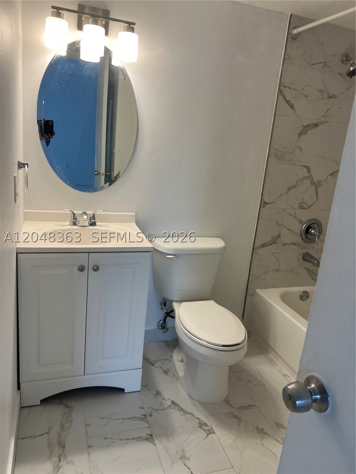 4715 NW 7th St #407-2, Miami FL 33126