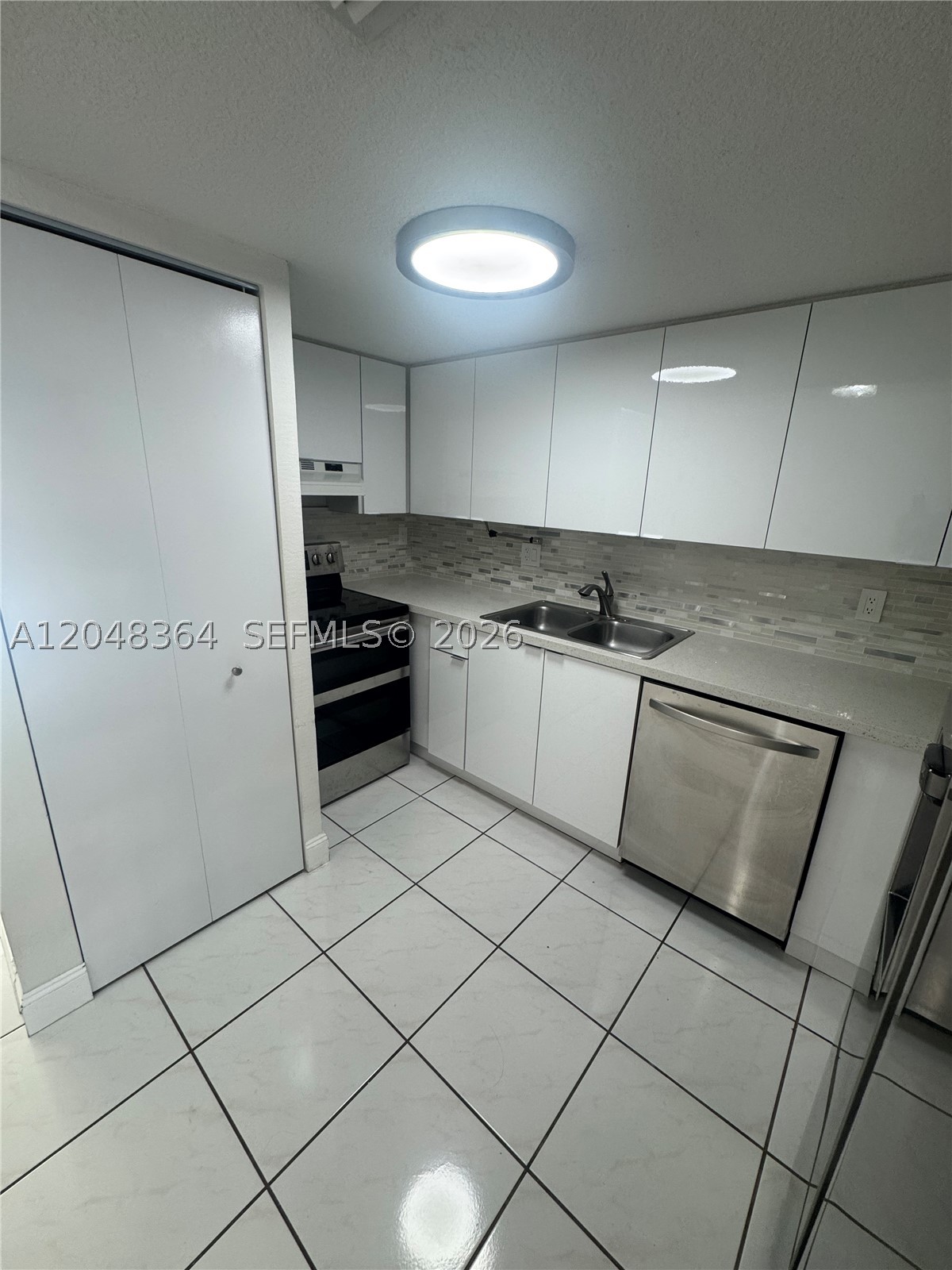 6926 NW 166th Ter #1302, Miami Lakes FL 33014
