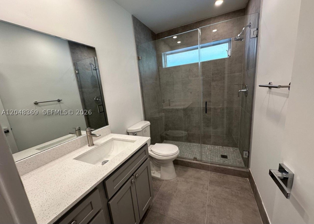 1722 Mayo St #207, Hollywood FL 33020