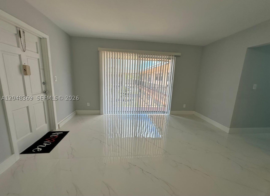 1722 Mayo St #207, Hollywood FL 33020