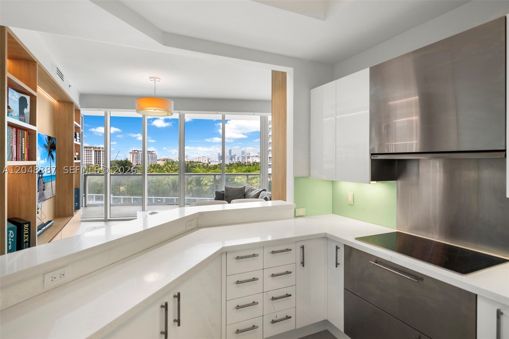 100 S Pointe Dr #501, Miami Beach FL 33139