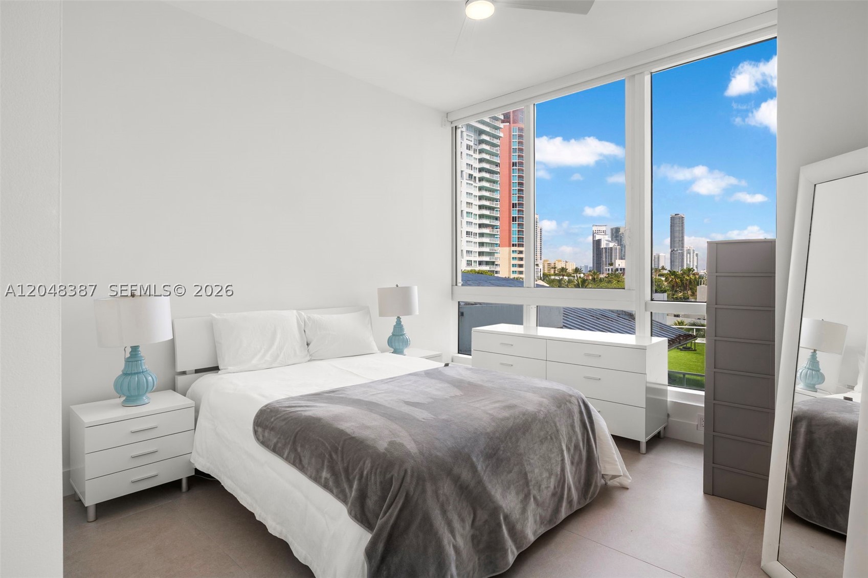 100 S Pointe Dr #501, Miami Beach FL 33139