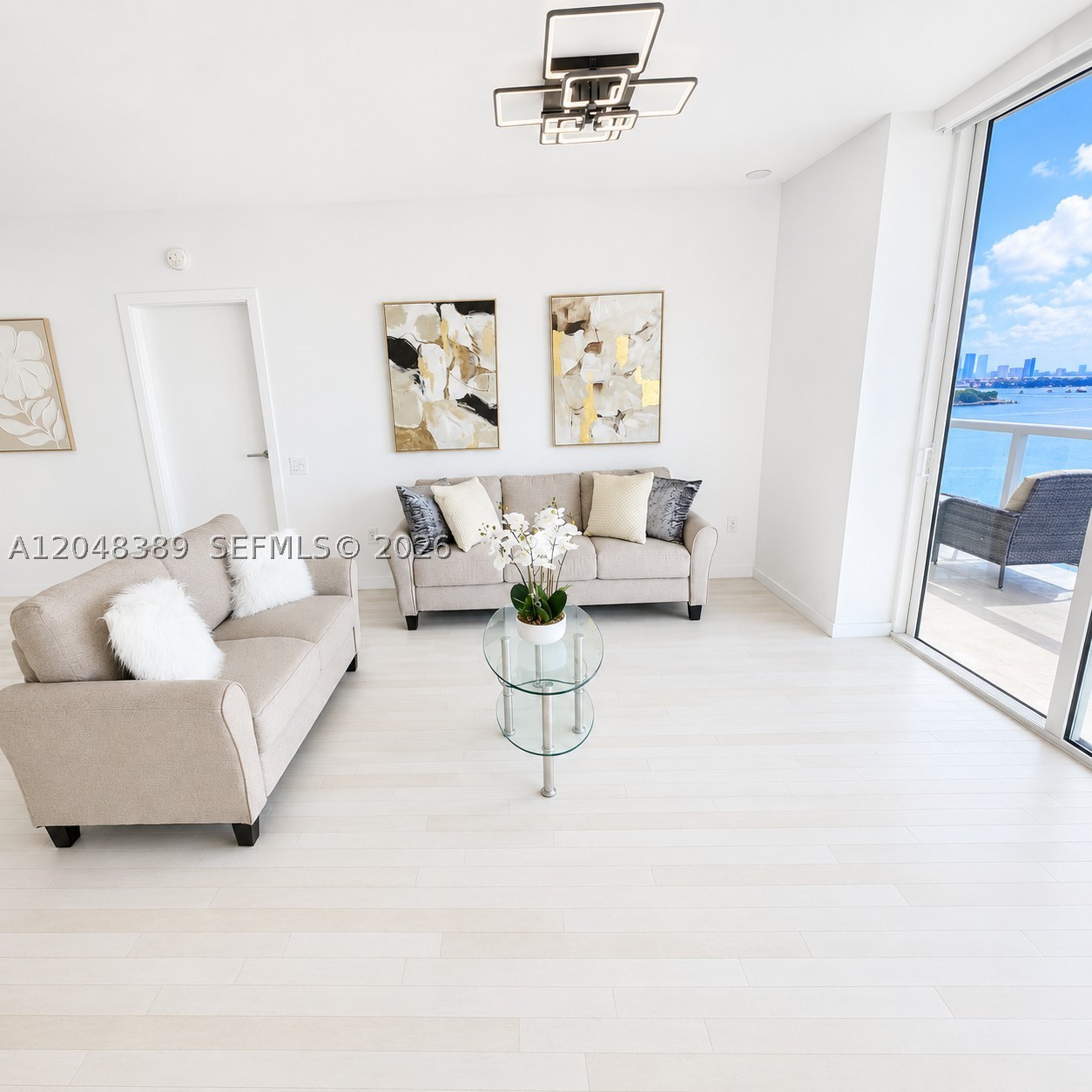 450 Alton Rd #1606, Miami Beach FL 33139