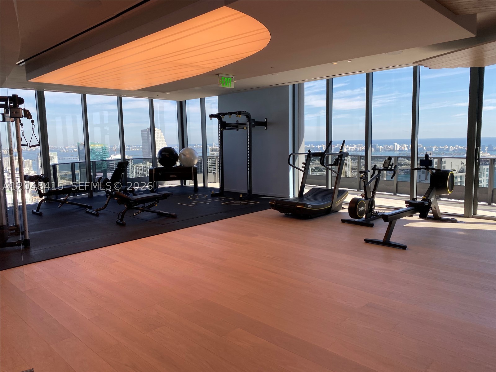 1000 Brickell Plaza #1914, Miami FL 33131