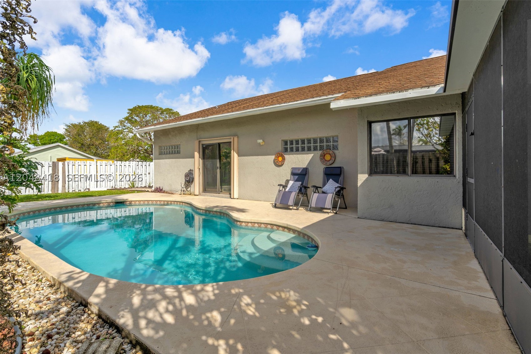 8650 NW 46th Ct, Lauderhill FL 33351