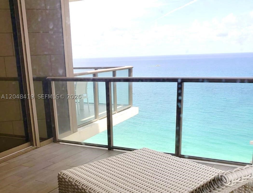 9705 Collins Ave #2504N, Bal Harbour FL 33154