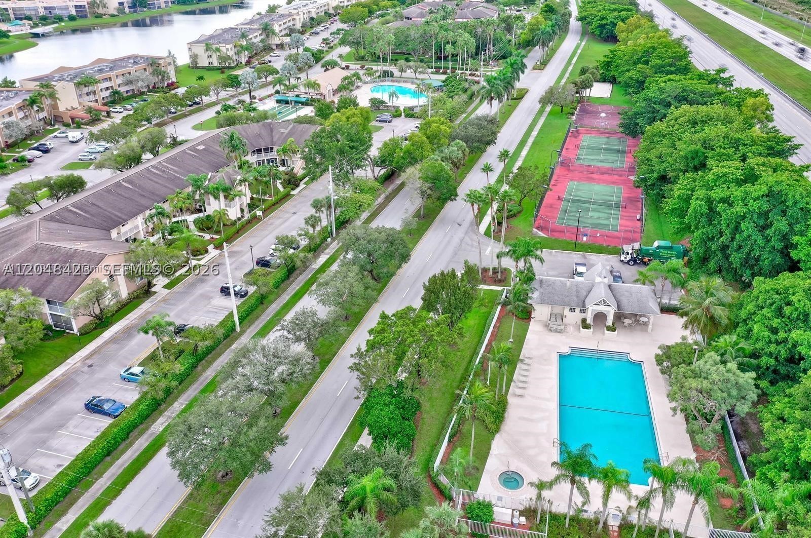 7858 Dixie Beach Cir #7858, Tamarac FL 33321