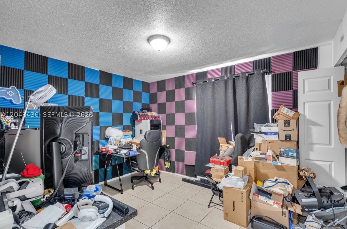 751 NW 70th St, Miami FL 33150